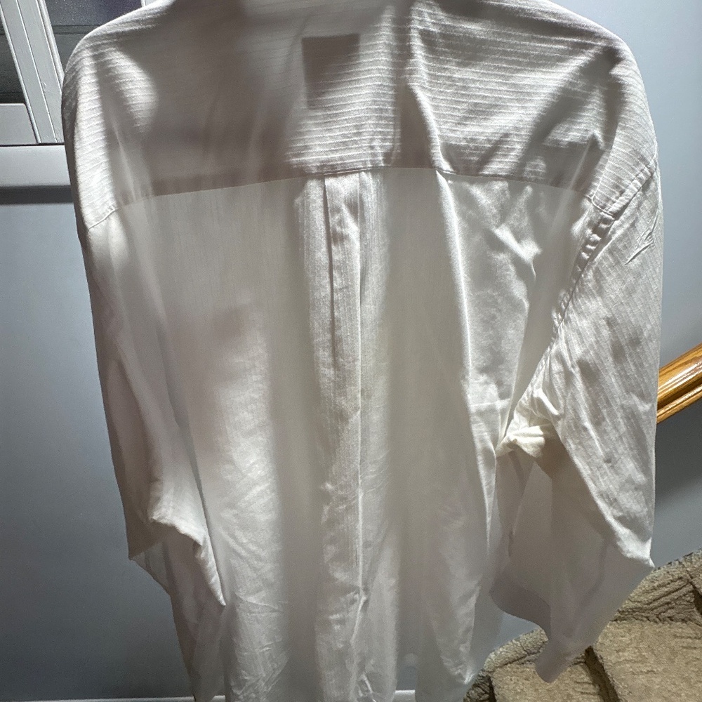 White FX Fusion Button down - Picture 4 of 4